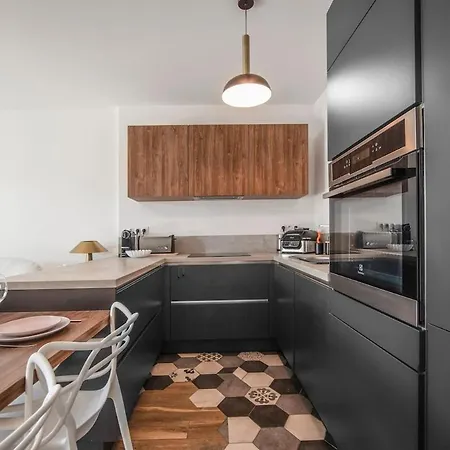 T3 De Charme Avec Terrasse - Hauteurs * Bastia (Corsica)