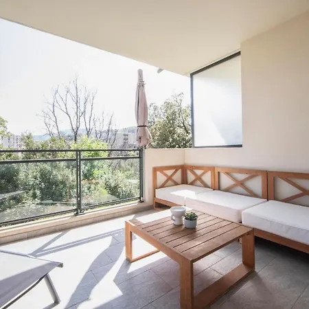 T3 De Charme Avec Terrasse - Hauteurs *