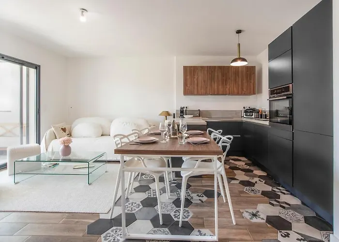 T3 De Charme Avec Terrasse - Hauteurs Apartman Bastia