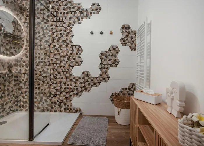 Apartman T3 De Charme Avec Terrasse - Hauteurs *